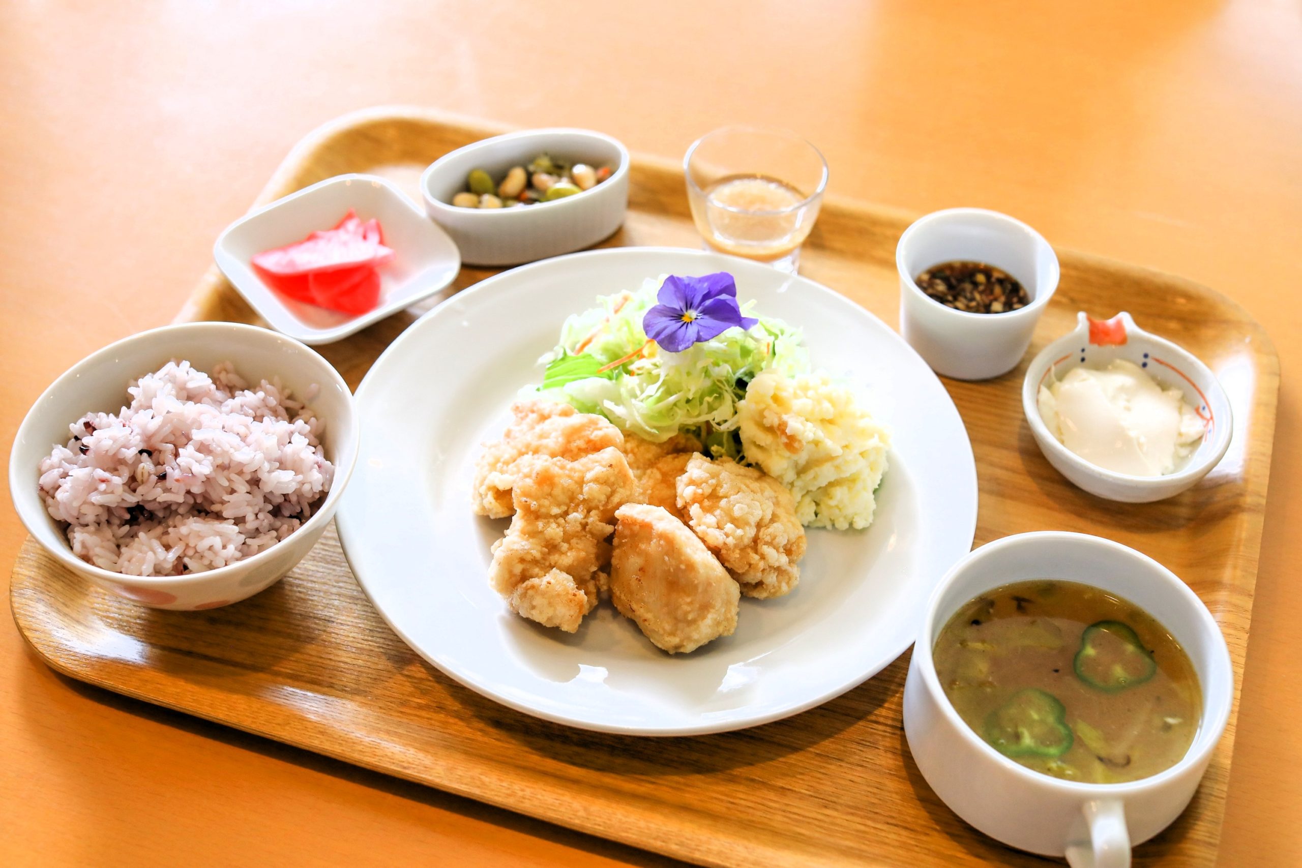 からあげランチ